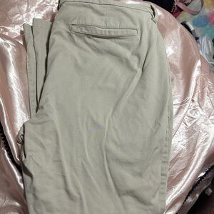 Old Navy Women’s Khaki Chinos
